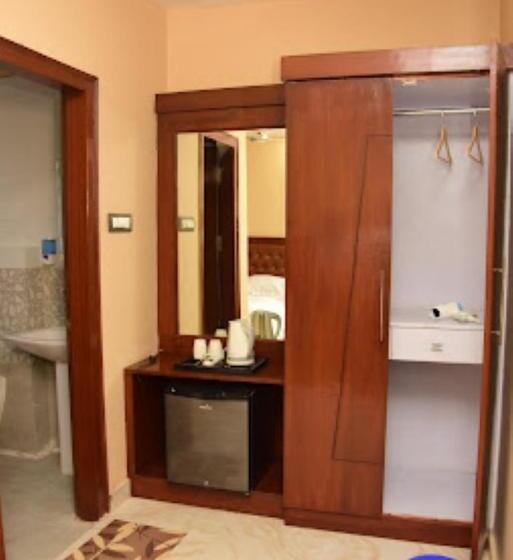 בית מלון כפרי Shar Inn Balrampur