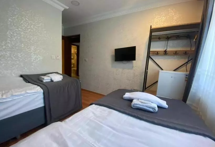 Hotelli Timex Suites