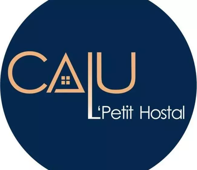 ペンション Calu L  Petit Hostel