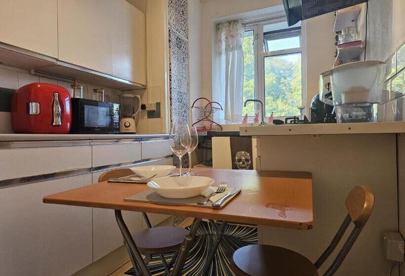 Pansiyon Confortable Room Close Hide Park