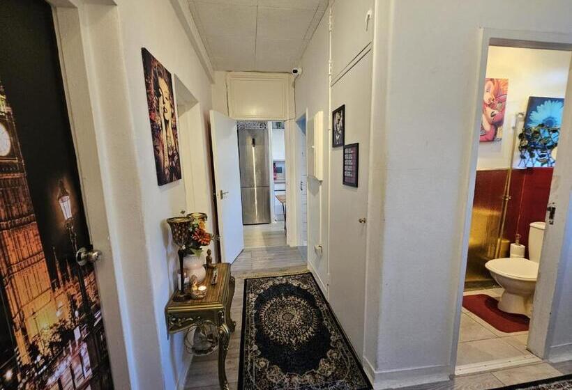 Pansiyon Confortable Room Close Hide Park