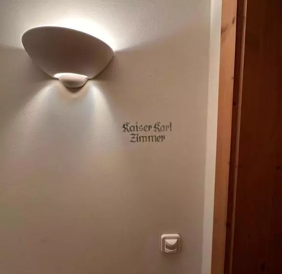 ペンション Esterer