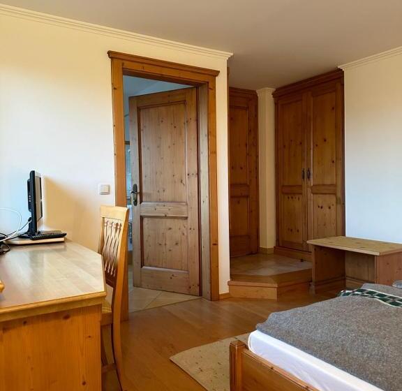 Пансион Esterer