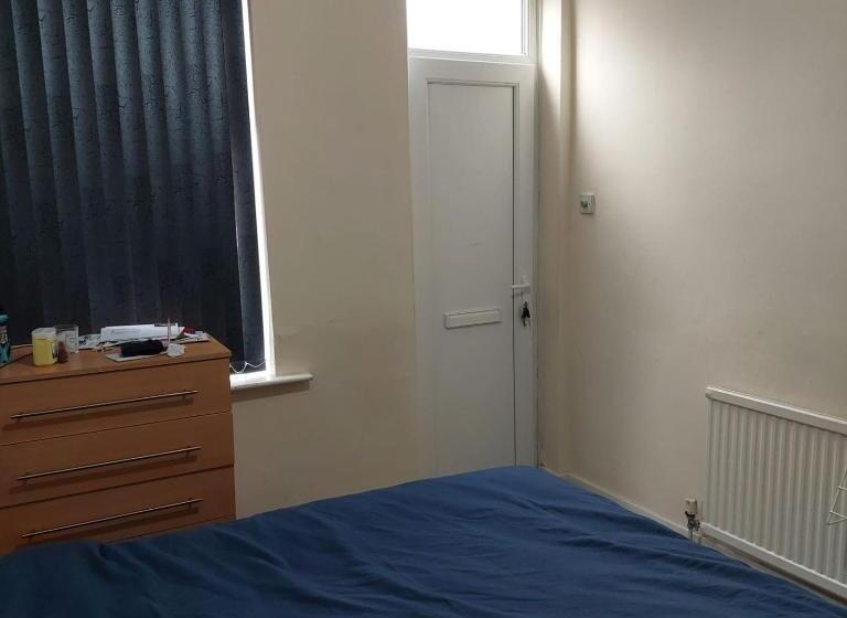 پانسیون Home Away From Home