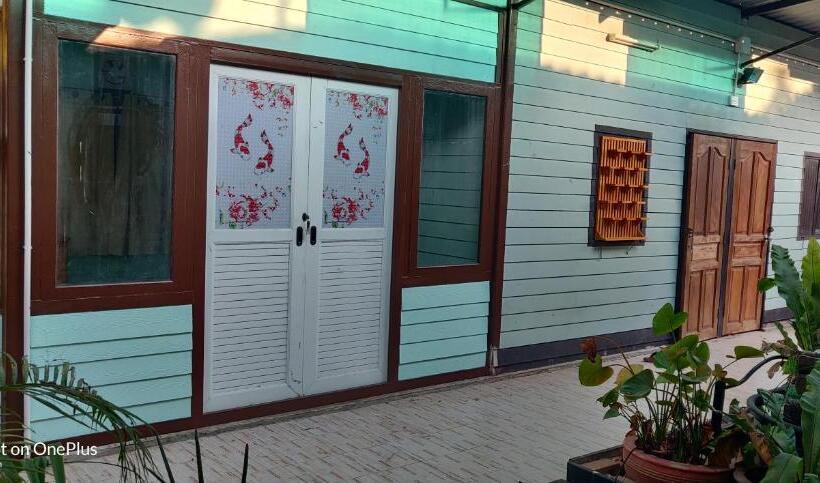 Panzió Manu V House