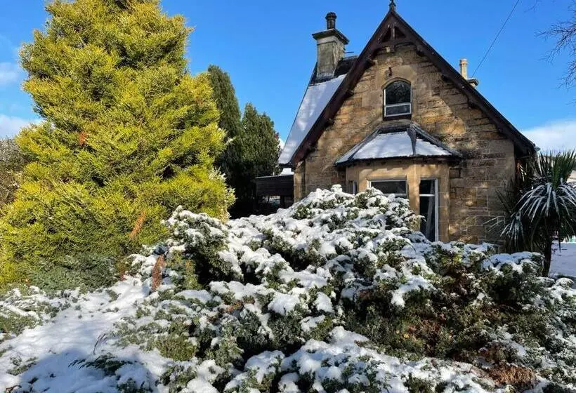 تختخواب و صبحانه Braemorriston Lodge