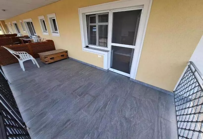 Aamiaismajoitus (B&B) Machlandgasthof Wahl