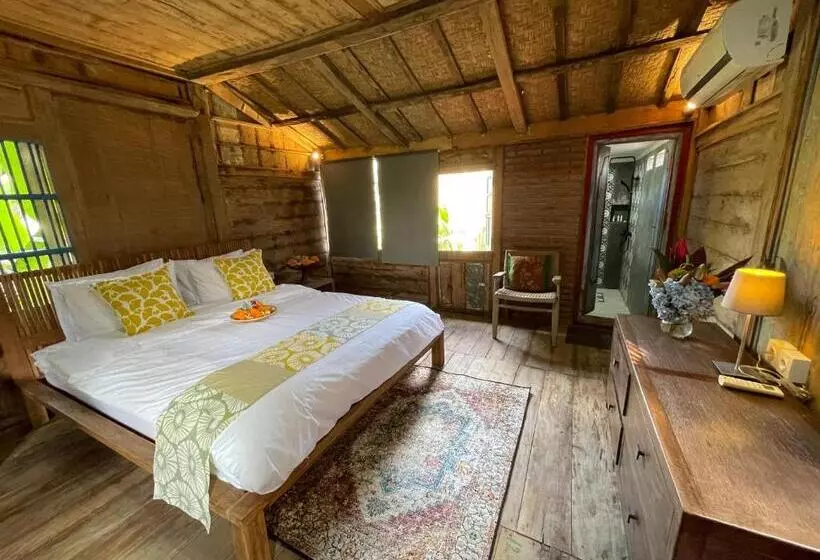 ベッドアンドブレックファースト Oemah Gebagan 78 Pertiwi Room