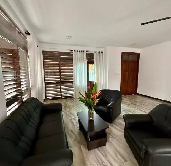 ベッドアンドブレックファースト Weligama House