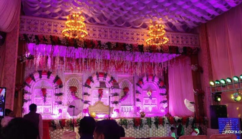 Guru Dev Palace Hotel & Lawn,ayodhya