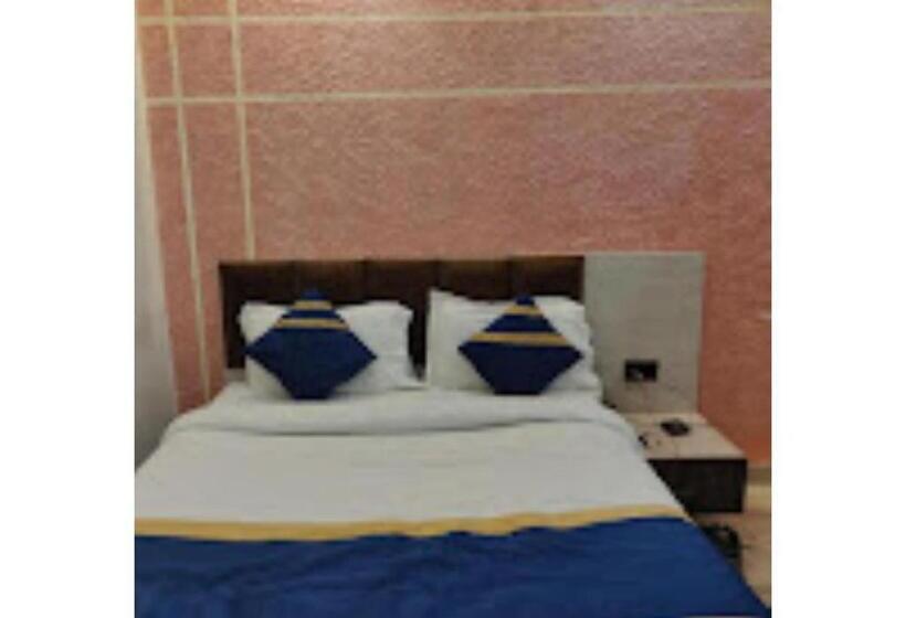 Guru Dev Palace Hotel & Lawn,ayodhya