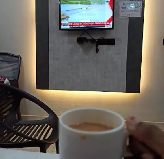 Guru Dev Palace Hotel & Lawn,ayodhya