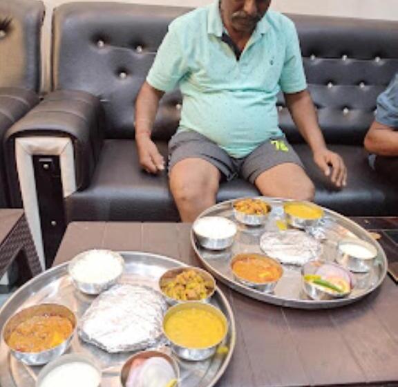 Guru Dev Palace Hotel & Lawn,ayodhya