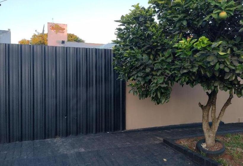 Hostel Acogedor Cerca De Posadas