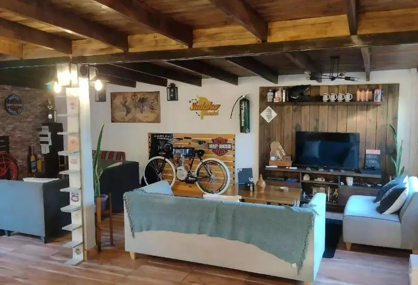 Hostel Acogedor Cerca De Posadas