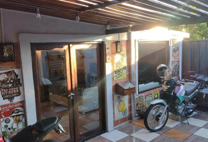 Hostel Acogedor Cerca De Posadas