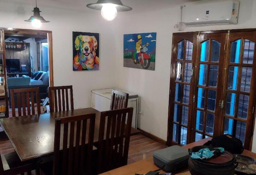 Hostel Acogedor Cerca De Posadas