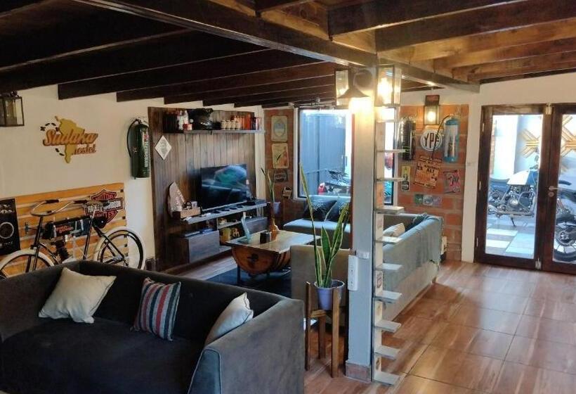 Hostel Acogedor Cerca De Posadas