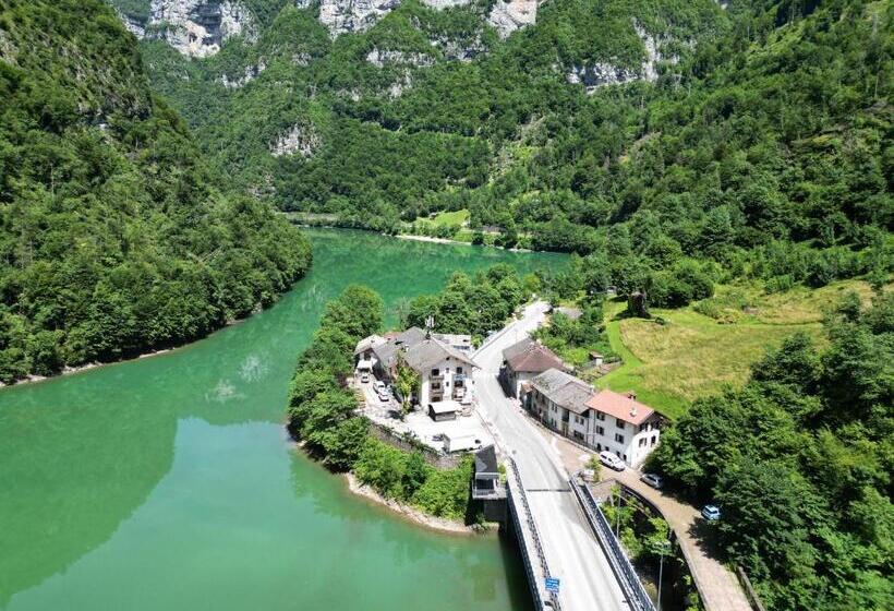 בית מלון כפרי Albergo Al Lago