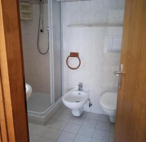 בית מלון כפרי Albergo Al Lago