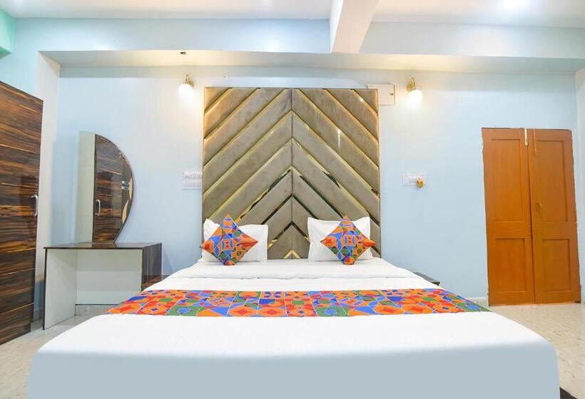 Hotel Fabexpress Mu Club