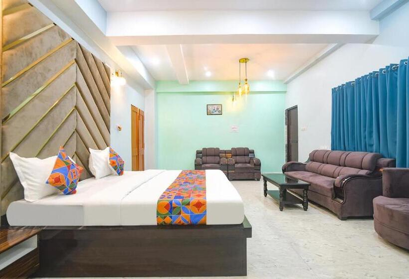 Hotel Fabexpress Mu Club