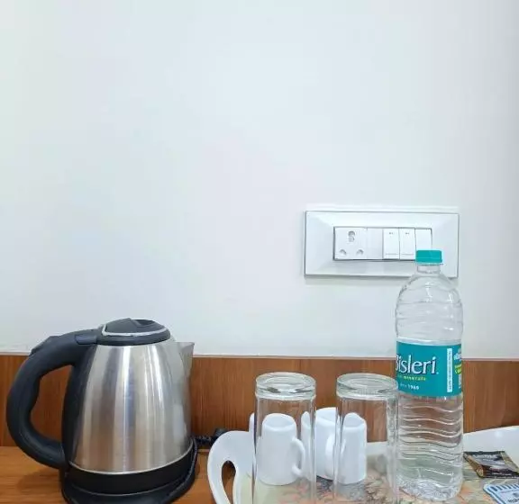 ホテル Navarathna Comforts