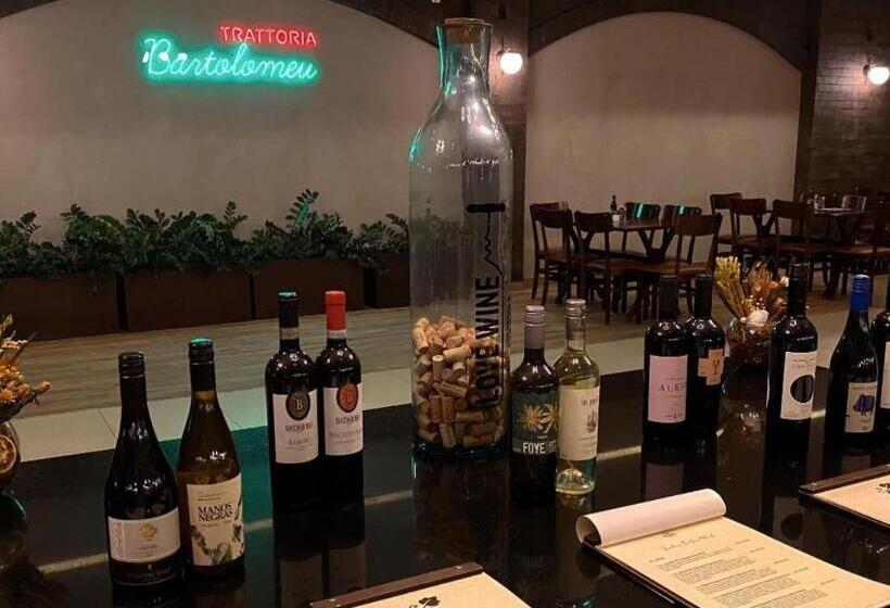 هتل Praias Do Lago Eco Resort   Apto Super Luxo