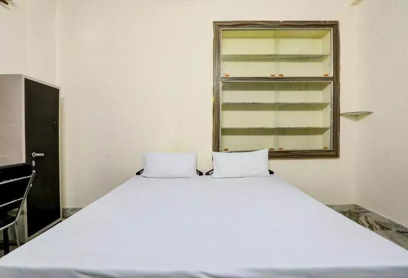ホテル O Aanjaney Residency