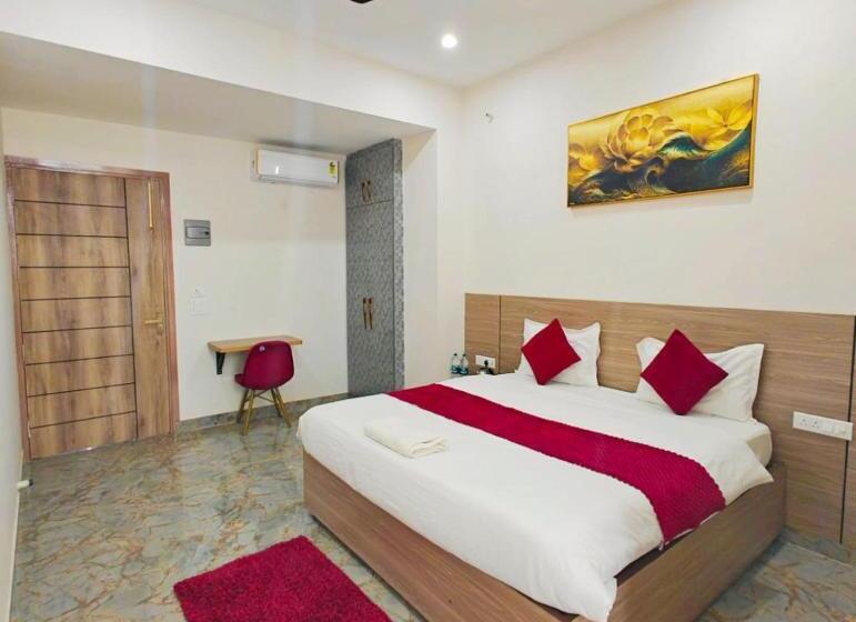 فندق Ss Noida Sector 121 Bl 04