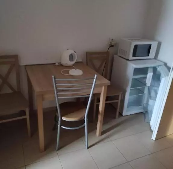 Majatalo Penzión Enbra