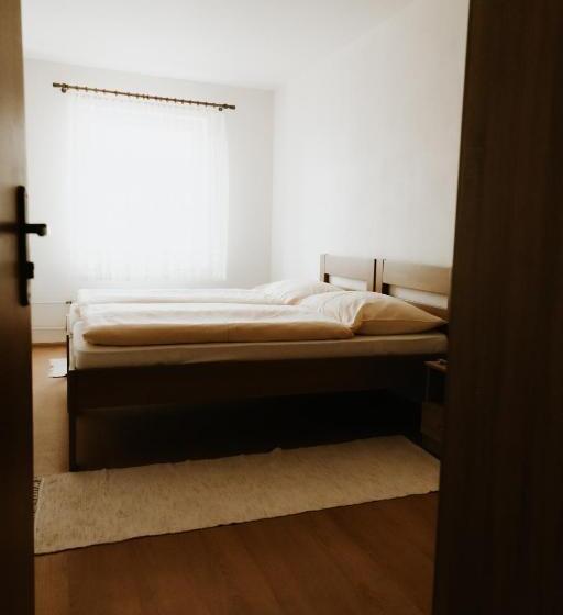 ペンション Penzión Enbra