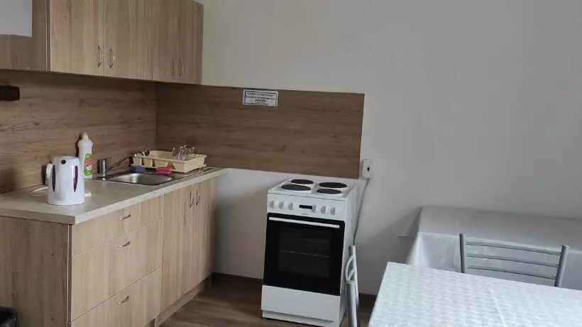 Majatalo Penzión Enbra