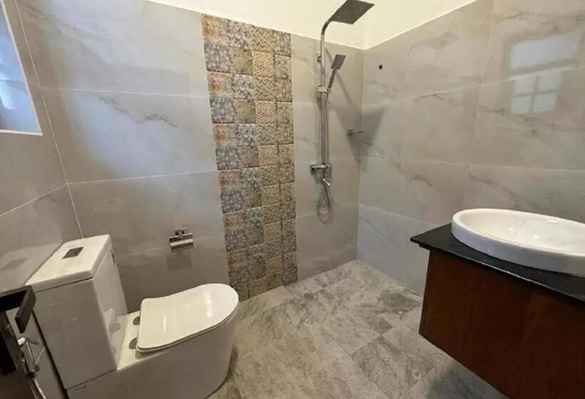 Majatalo Highway Reach Layathraa