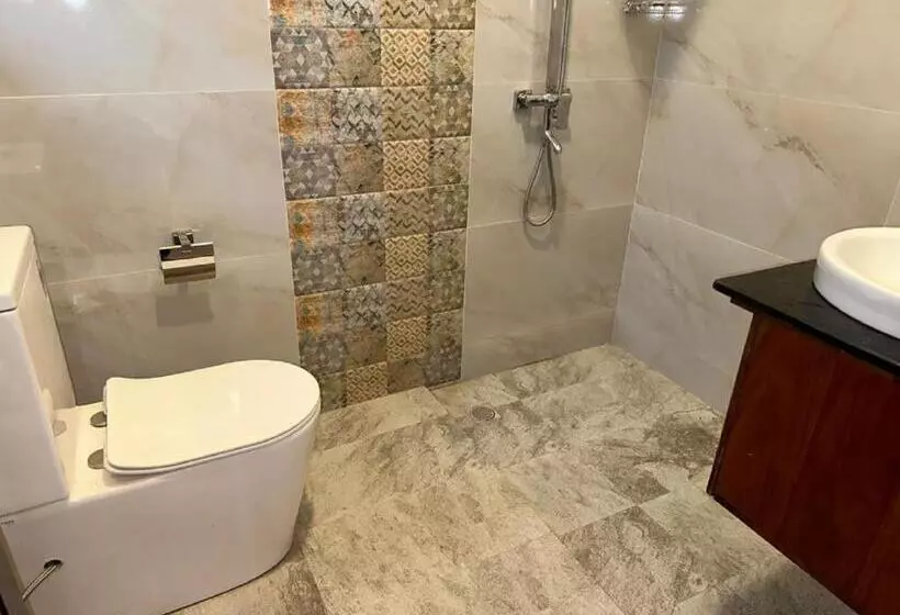 Majatalo Highway Reach Layathraa