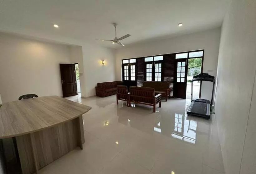 Majatalo Highway Reach Layathraa