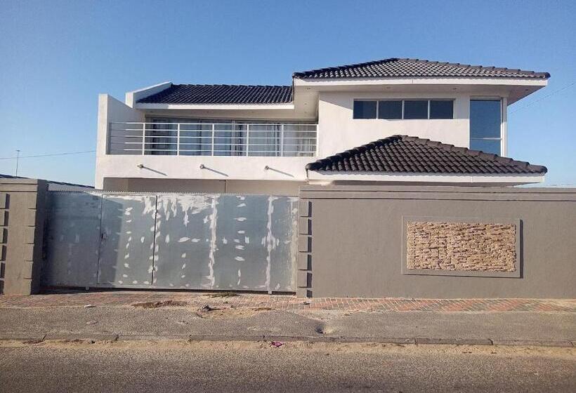 بنسيون The Muse Guest House