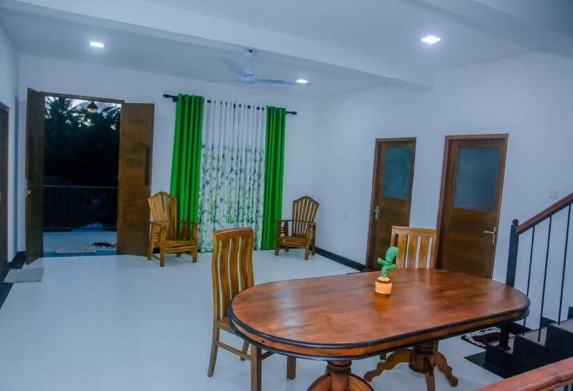 פנסיון Villa Sunsea