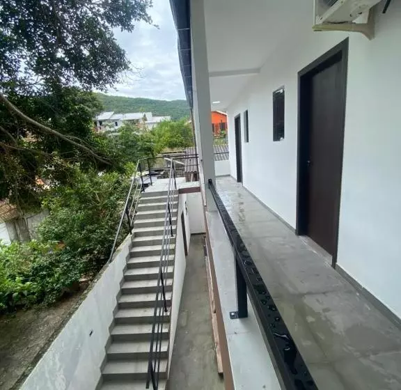 ユースホステル Pousada Tamatoa