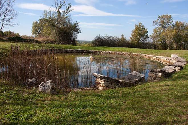 مبيت وإفطار La Longère Du Moulin