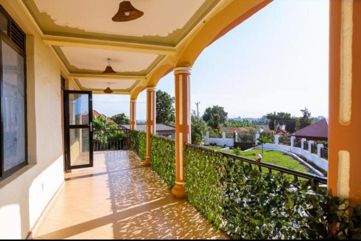 تختخواب و صبحانه Sarf Travelers Motel