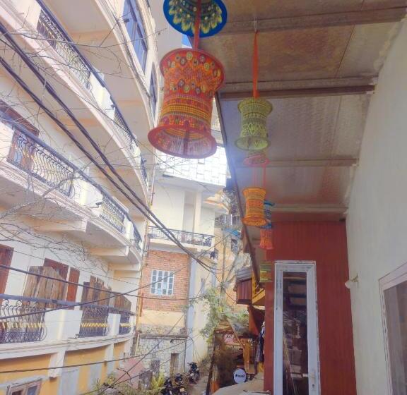 تختخواب و صبحانه Thảo Linh Home