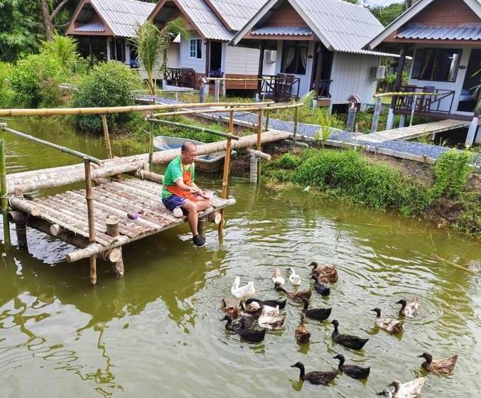 호텔 ปารมีฟาร์มสเตย์