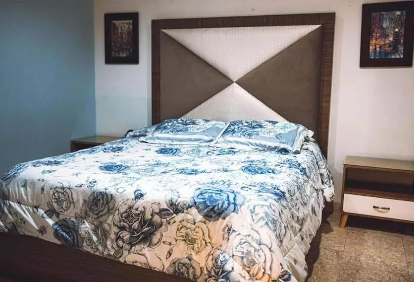 ホテル Casona Real Santa Rosa