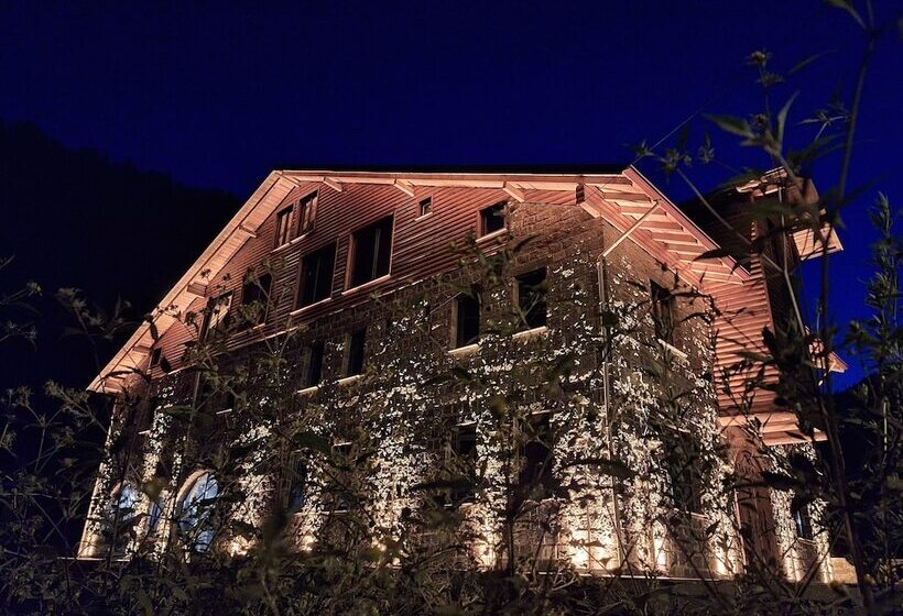 فندق Hemşin Ata Konağım