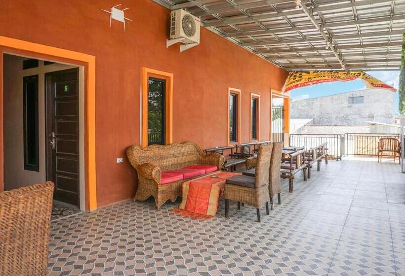 فندق Bans Kostel Lampung Mitra Reddoorz