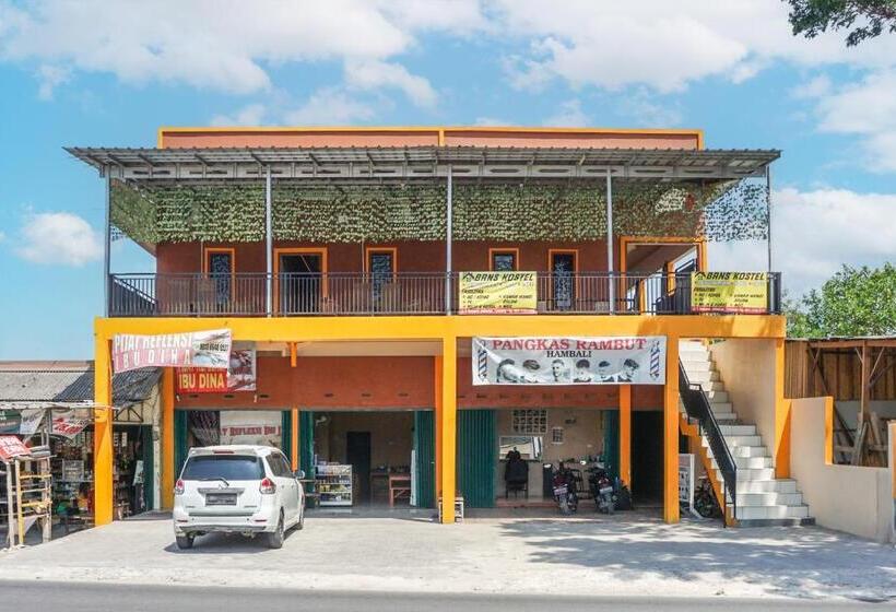 فندق Bans Kostel Lampung Mitra Reddoorz