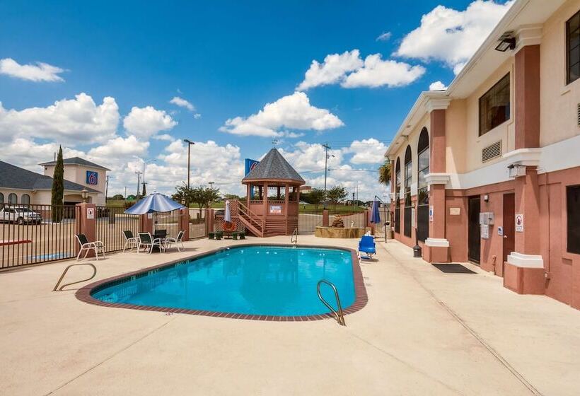 فندق Studio 6 Suites Brenham, Tx