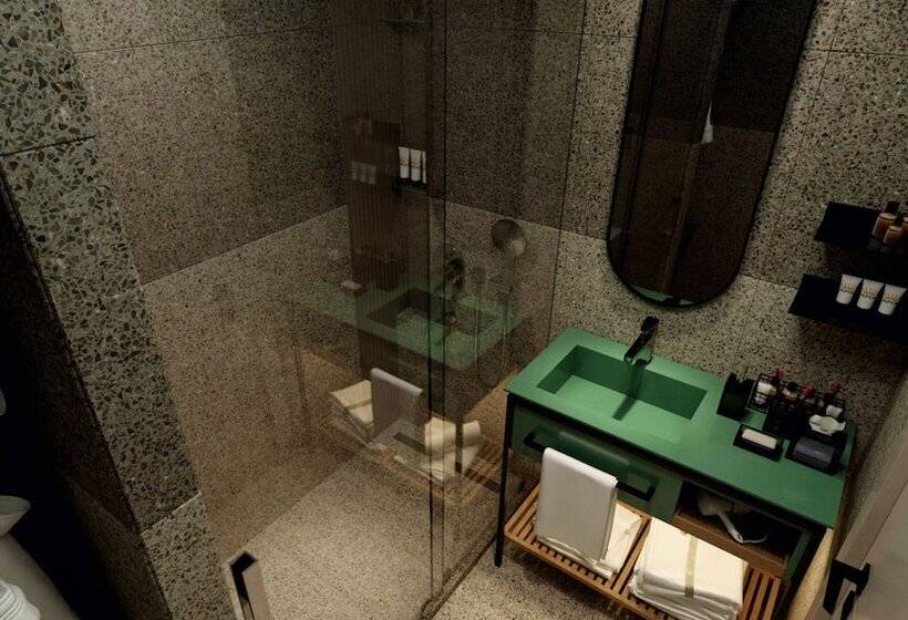 Oli Hotel And Suites