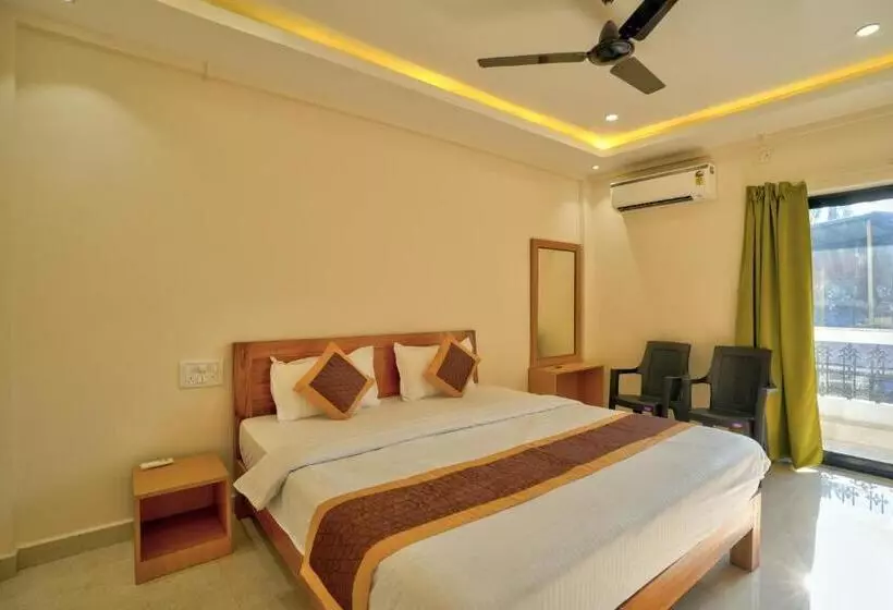 Pension Baga Beach Walk